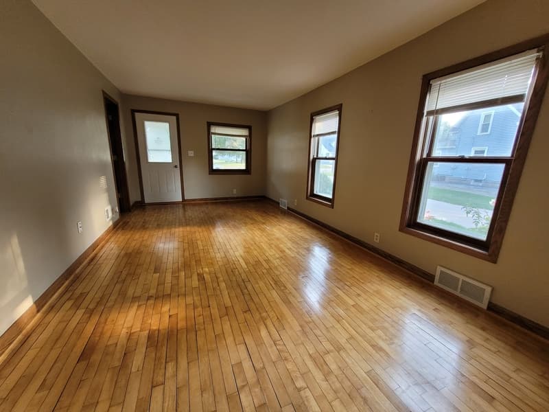 Wrightstown House: 806 Main Street