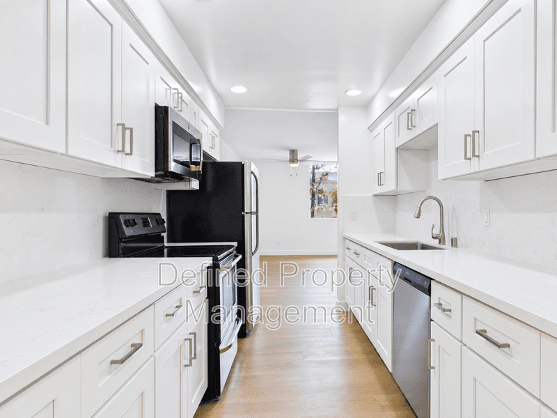 Sherman Oaks Condo: 4365 MAMMOTH AVE