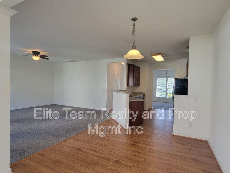 Lake Wylie Townhome: 177 Autumn Falls Dr