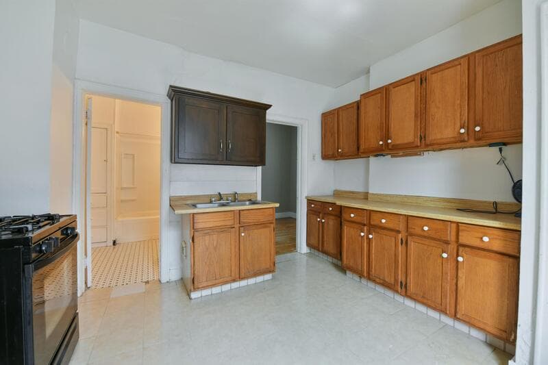 Green Bay Condo: 1217 Chicago Street