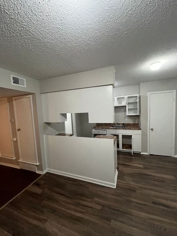 Memphis House: 3774 Hyacinth Dr