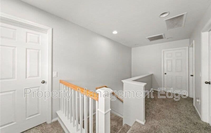 Lake Elsinore House: 33555 Cedar Creek Ln
