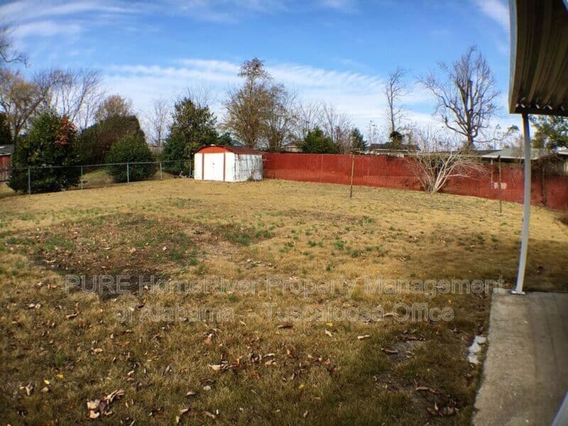 Tuscaloosa House: 151 Lenora Drive