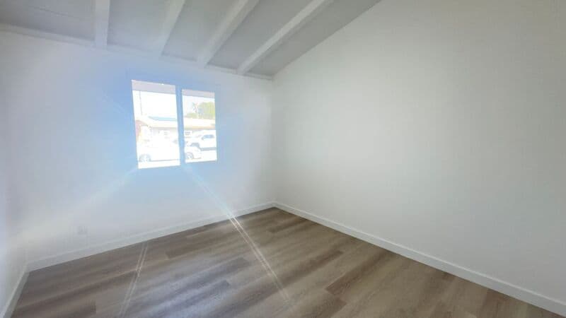 Glendora House: 1254 E Ada Ave