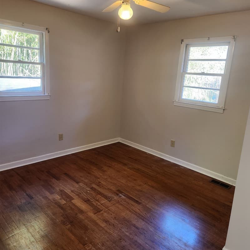Taylors House: 60 Stallings Road