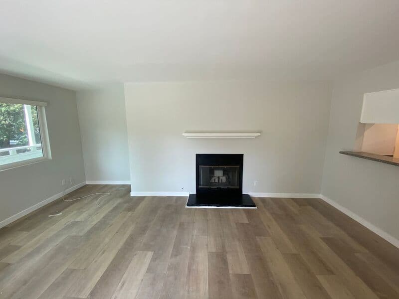 Sunland House: 8603 Fenwick Street