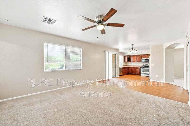 San Tan Valley House: 29785 N Blackfoot Daisy Dr