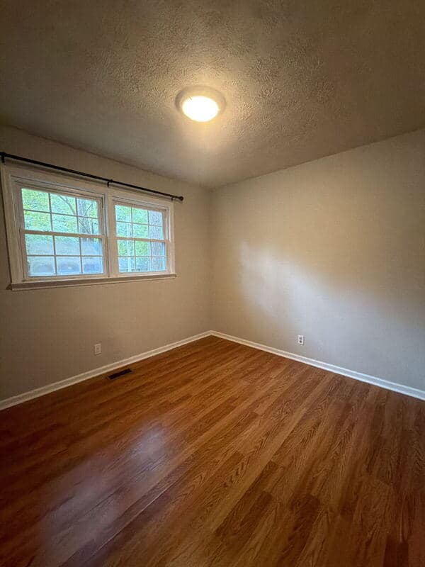 Macon House: 1121 Santa Fe Trail