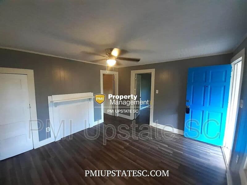 Wellford House: 143 Forrest St