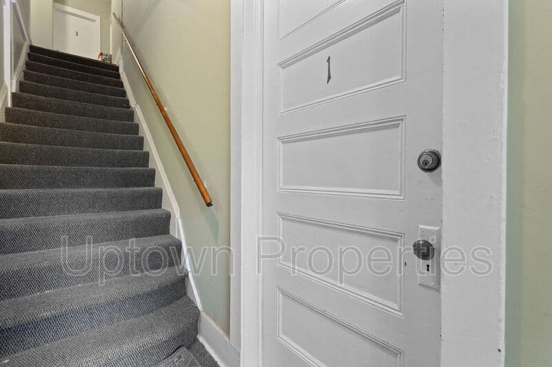 Portland House: 1005 SE 27th Avenue
