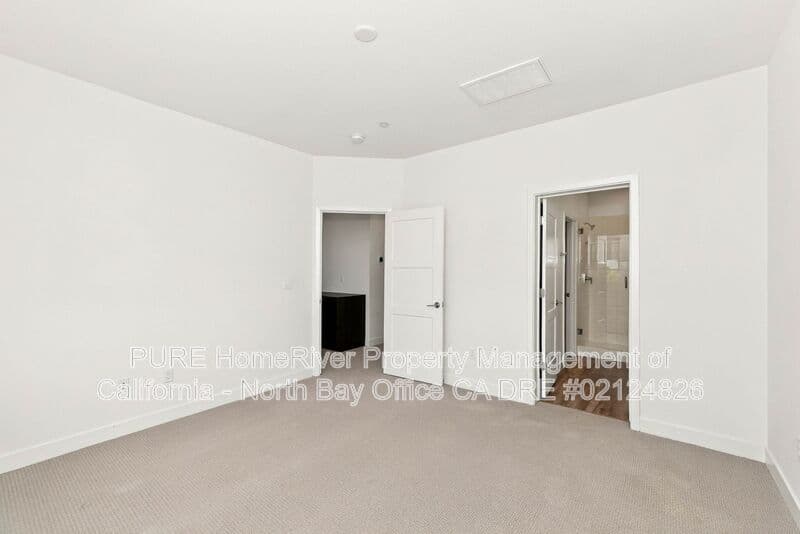 Santa Rosa Condo: 259 Gambrel Circle