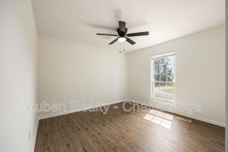 Ooltewah House: 4015 Shady Oak Drive