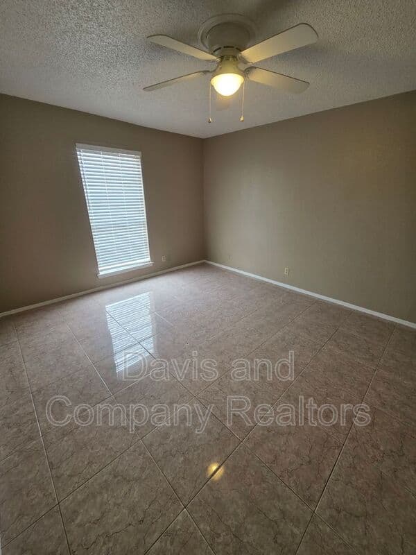Midland Condo: 4802 Country Club Dr
