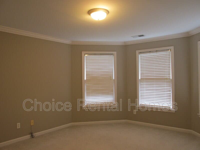 Birmingham House: 6031 Rosemont Road