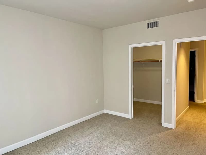 Oakland Condo: 423 7th St