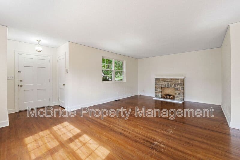 North Augusta House: 105 Nutgrove Drive