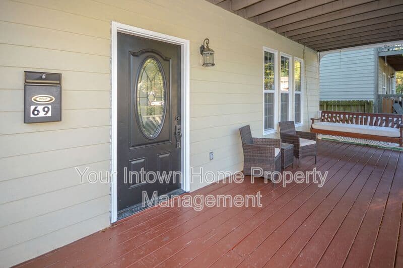 Atlanta House: 69 Haygood Ave SE
