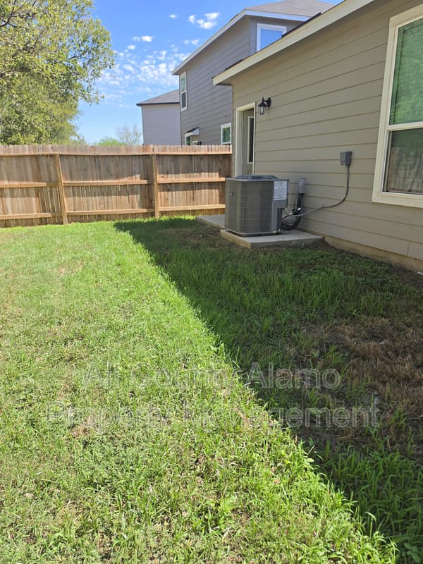 San Antonio House: 4823 Pico Pico St.