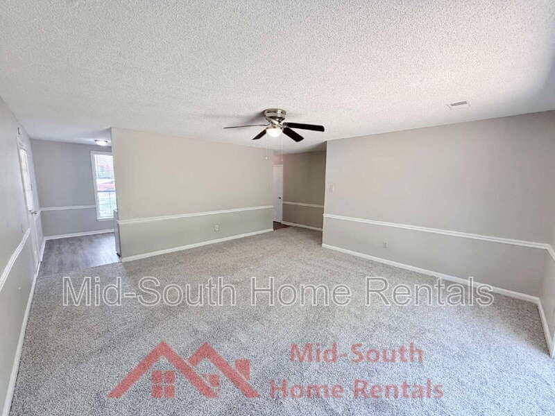 Memphis Townhome: 3899 Kerwin Dr