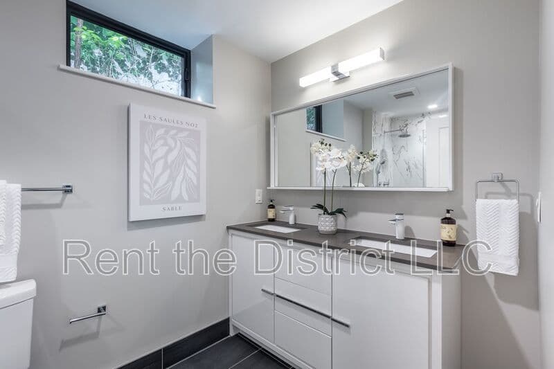 Washington Condo: 1345 K Street SE