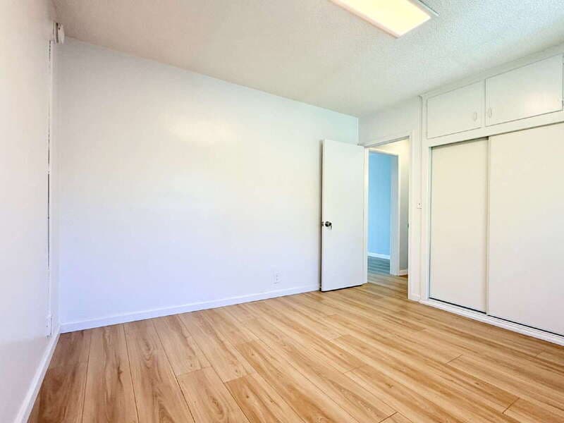 Los Angeles Condo: 2023 Reservoir Street