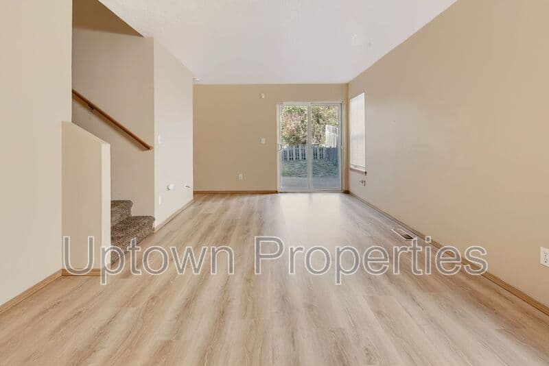 Happy Valley House: 14182 SE Summerfield Loop