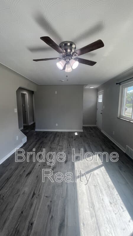 McKeesport House: 1015 Pleasant Avenue