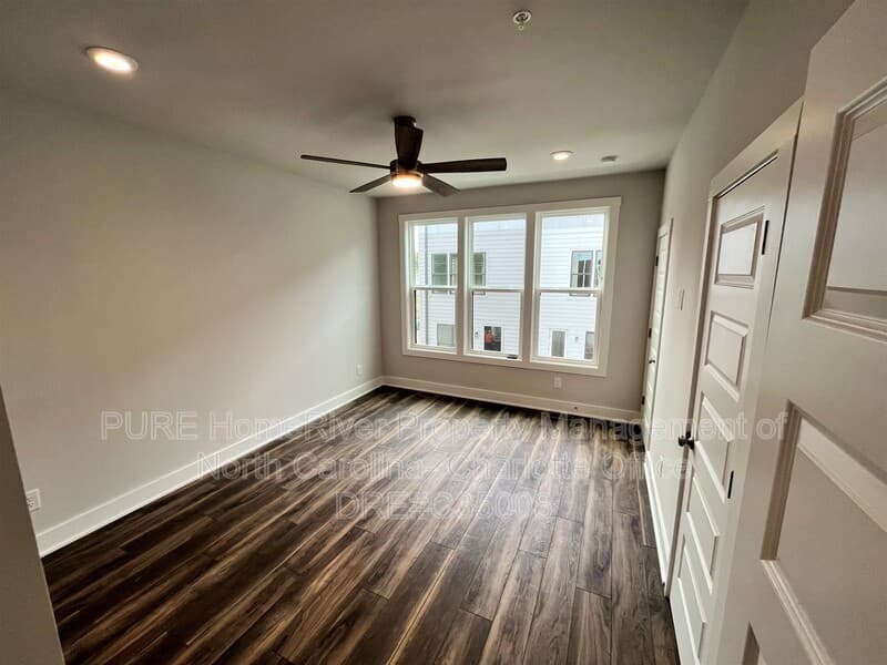Charlotte House: 611 W Tremont Ave