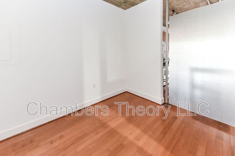 Washington Condo: 2125 14th St NW