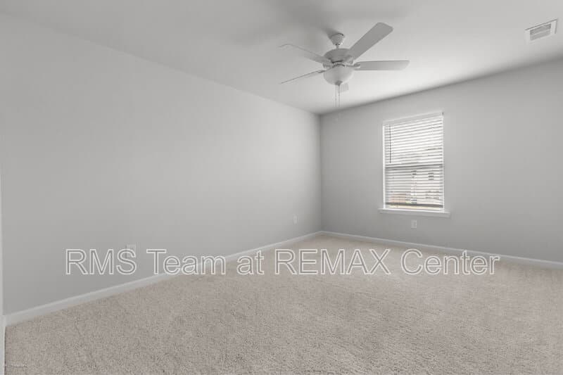 Auburn House: 1333 Maston Rd