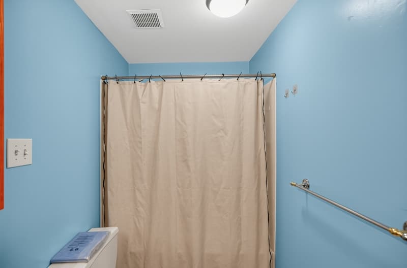 Parkville Condo: 139 East Orange Court