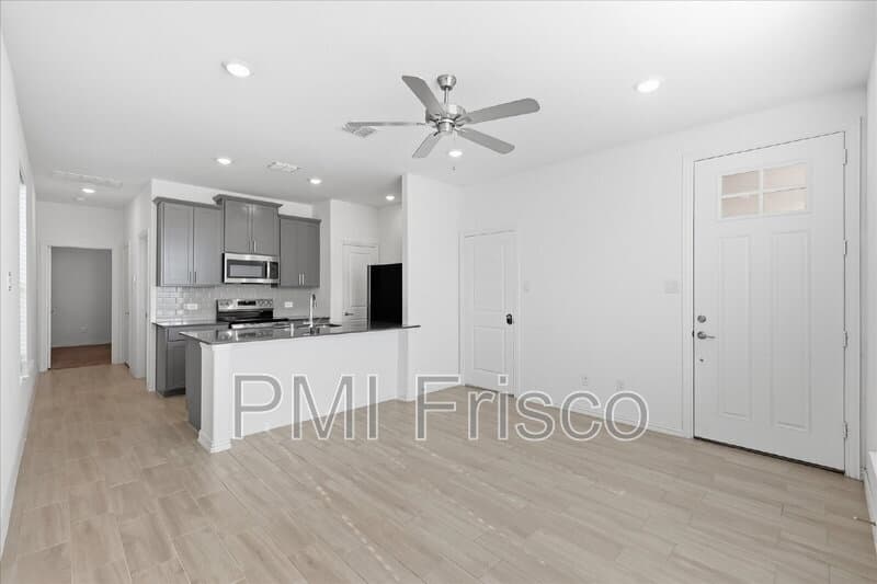 McKinney Condo: 8316 Catalpa Ln