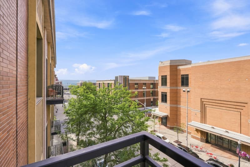 Spokane Condo: 809 West Main Avenue - 1
