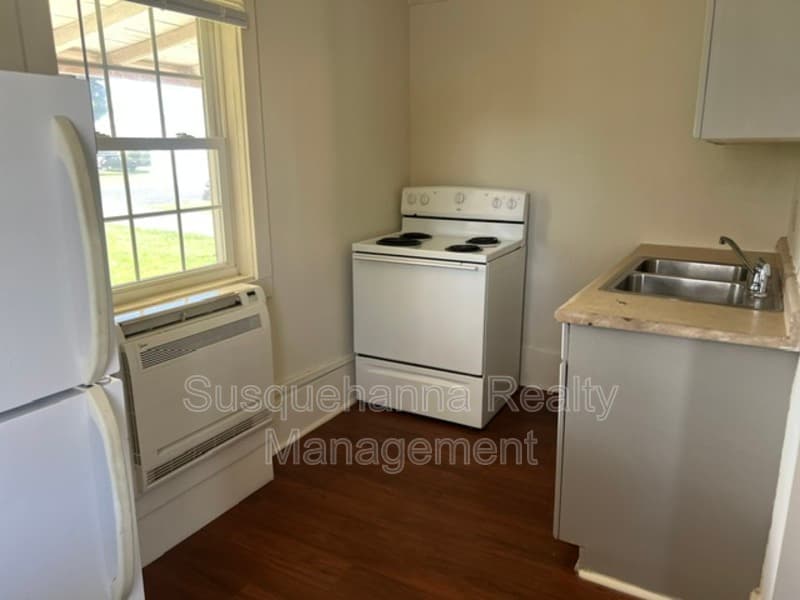 Annville Condo: 127 S. Cherry Street