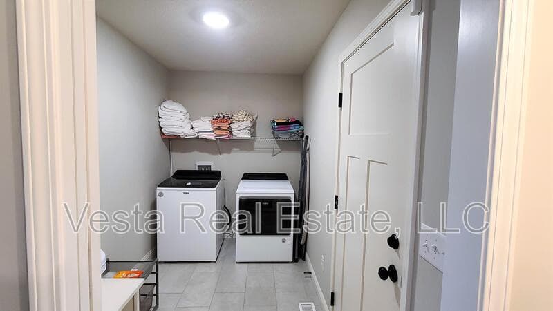 Normal House: 2616 Red Rock Rd.
