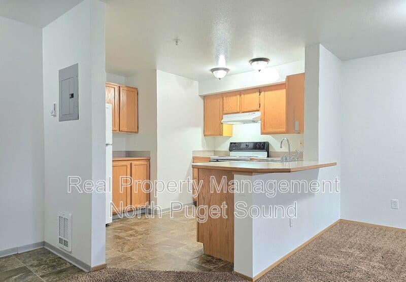 Marysville House: 11811 State Ave