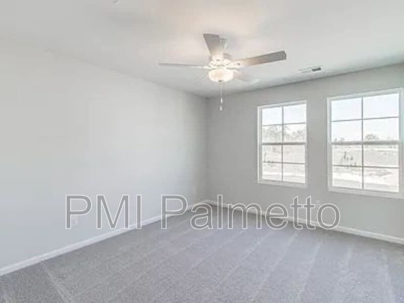 Columbia House: 3022 Harborview Drive