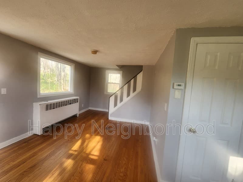 Wallingford House: 153 North Ridgeland Road