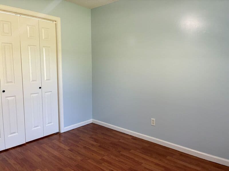 Rincon House: 105 E 9th St