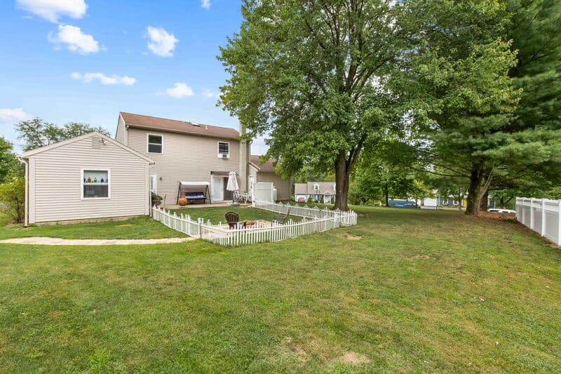 Littiz House: 24 Knollwood Drive