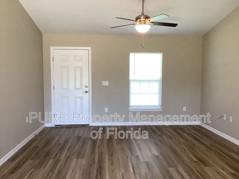Ocala House: 2945 SW 148 Court