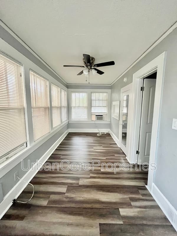 St. Petersburg Condo: 610 5th Ave N