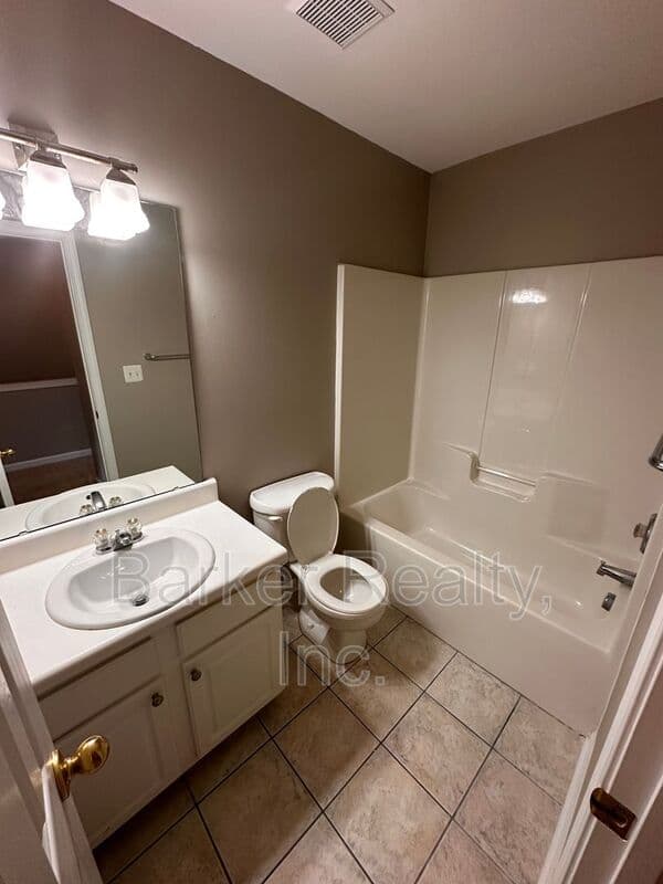 Raleigh House: 5111 Obion Court