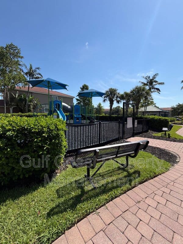 Fort Myers Townhome: 17560 Brickstone Loop