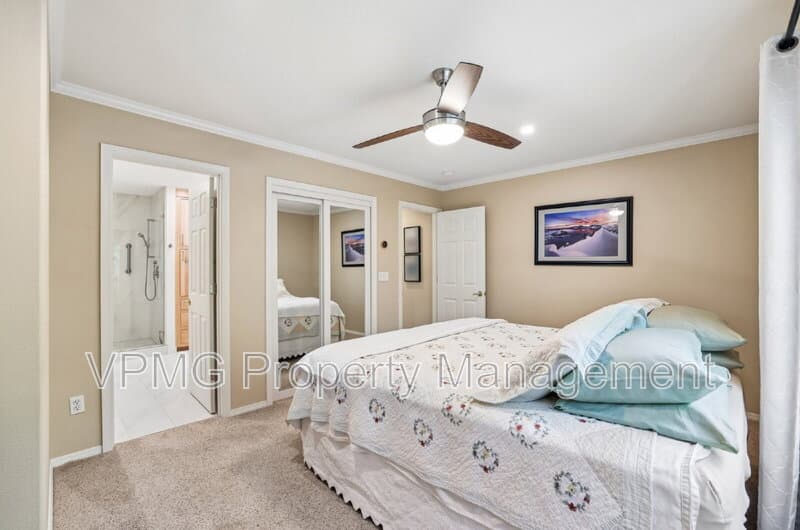 Vancouver Condo: 17146 SE 23rd Dr