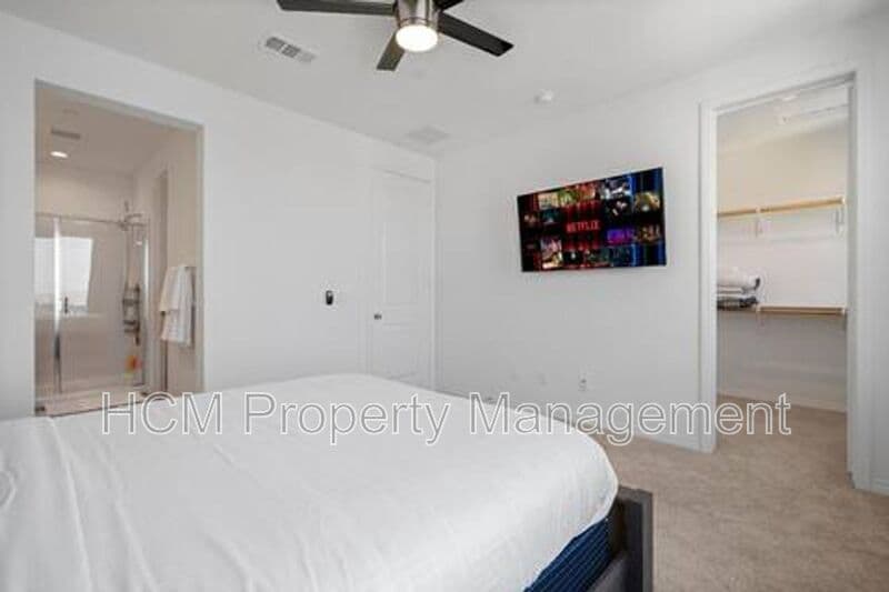 Irvine House: 102 Keeper