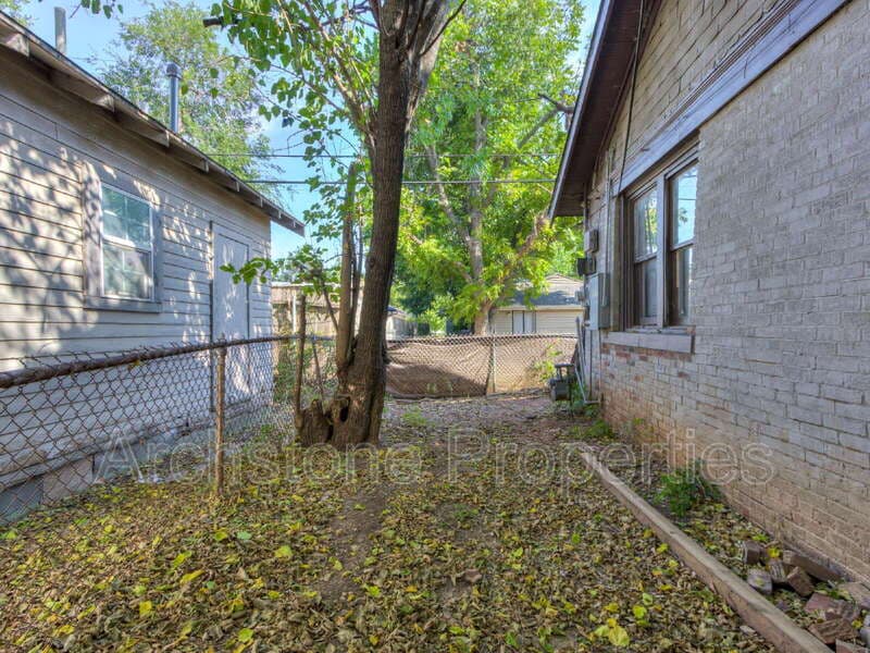 Oklahoma City Condo: 4409 Military Avenue