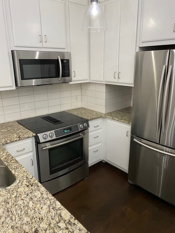 Norfolk Condo: 696 Mowbray Arch
