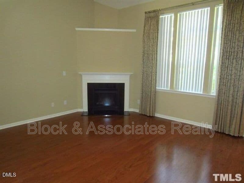 Cary House: 223 Churchview Street