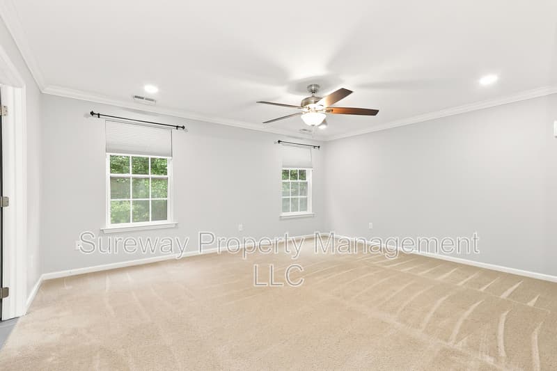 Pemberton House: 13 Grist Mill Ct